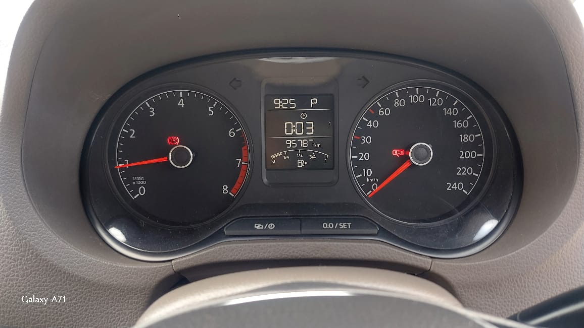 Volkswagen Vento(2015-2019) Highline Diesel At
